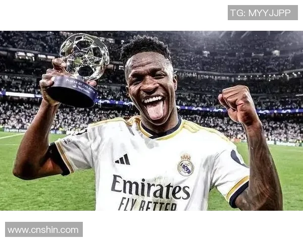 皇马与热刺激战正酣双方球员表现精彩引发球迷热议