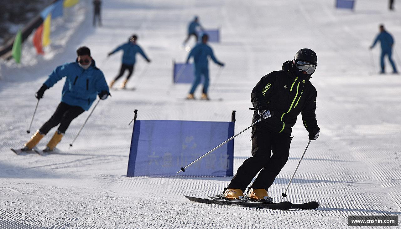 敢为人先，创造传奇！